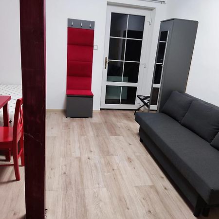 Motyli Chalupa - Luxusni Apartmany U Jestedu Dlouhy Most Eksteriør billede