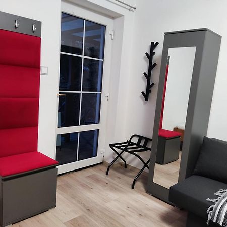 Motyli Chalupa - Luxusni Apartmany U Jestedu Dlouhy Most Eksteriør billede